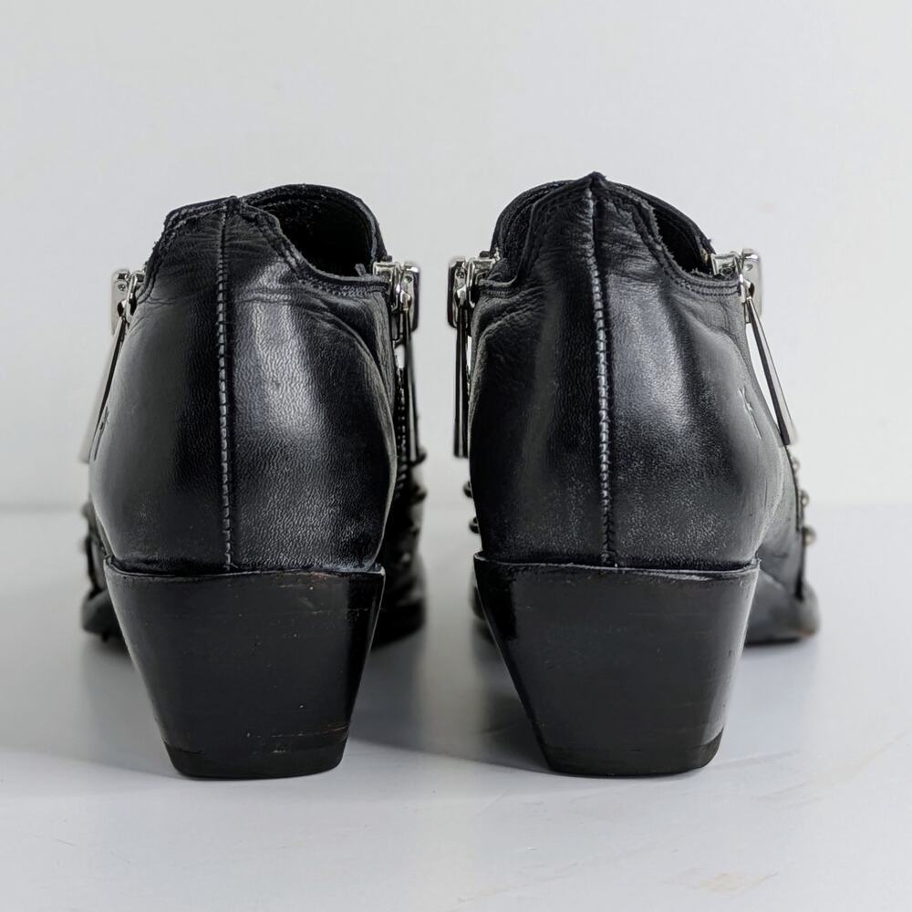 Frye Sacha Shooties 6 Black Leather Silver Stud Ankle Boots Heritage Style - Picture 7 of 16